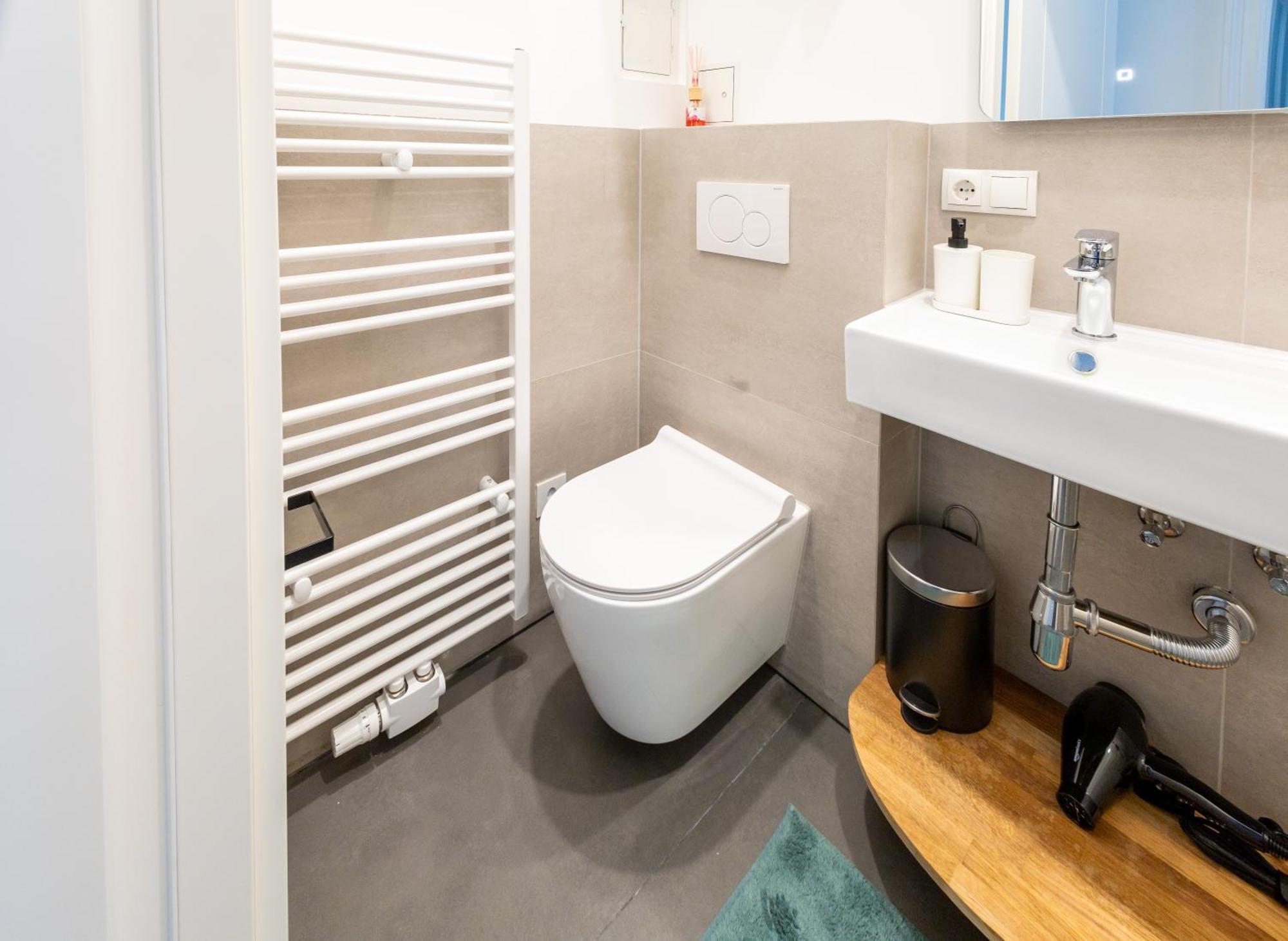 Charming Apartment - Prater - Messe Wien Luaran gambar